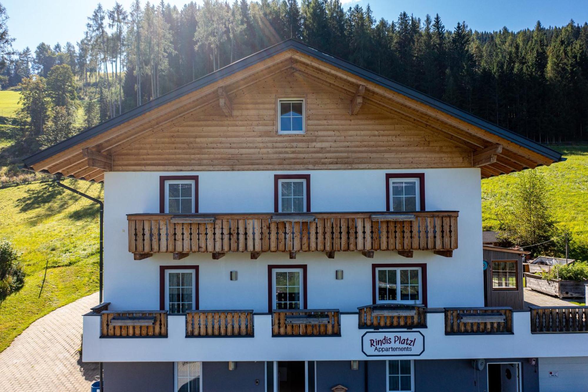 Rindis Platzl Apartmenthaus Шладминг Экстерьер фото